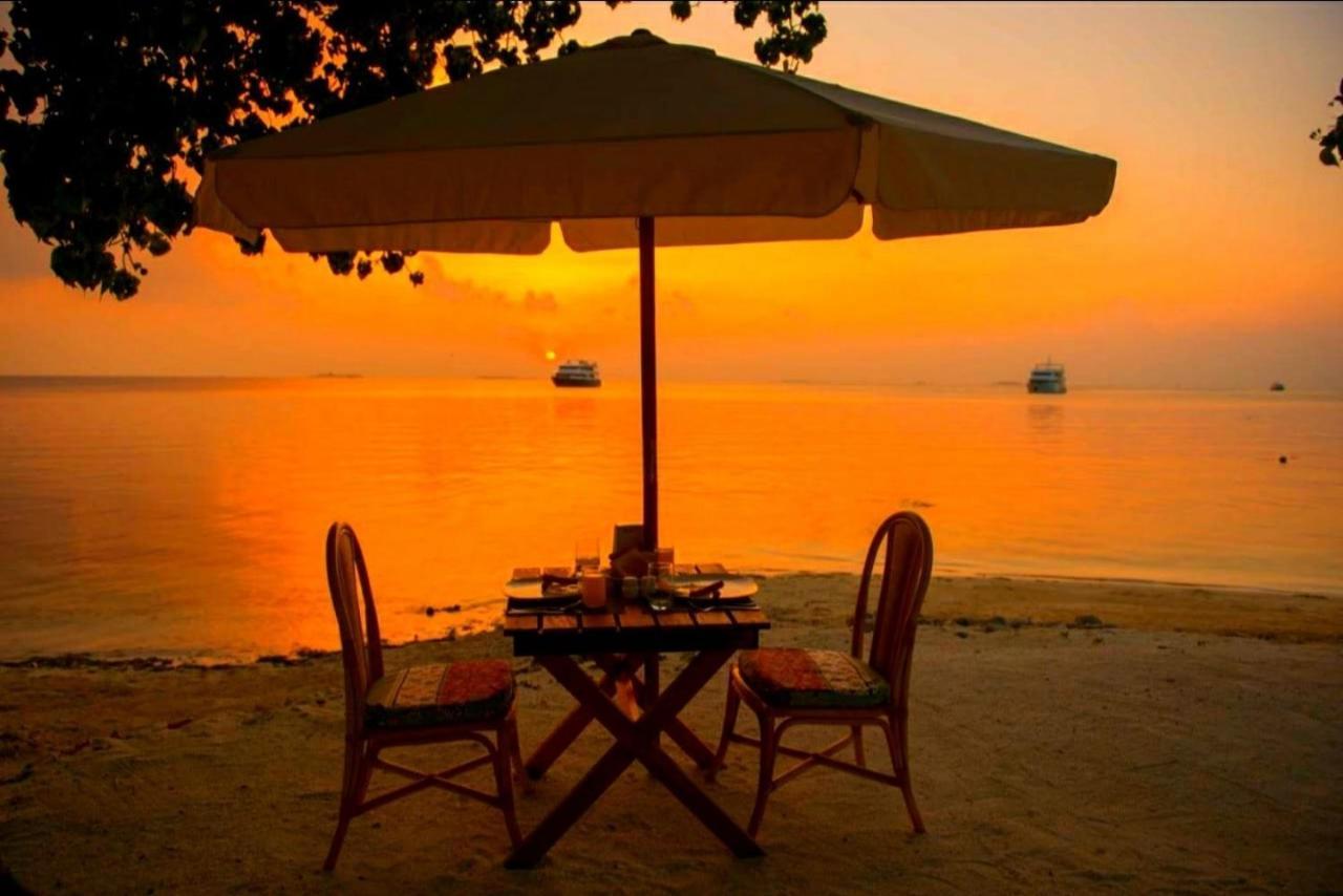 Sunset Beach View Dhangethi Exterior foto