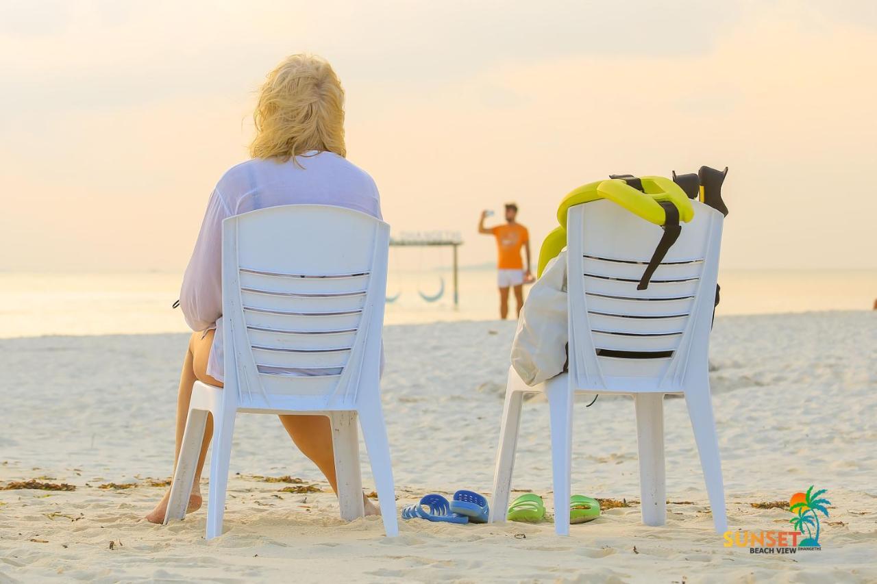 Sunset Beach View Dhangethi Exterior foto